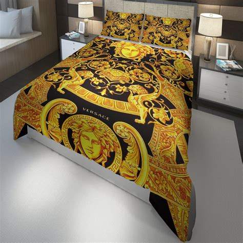 8 pieces versace comforter set.